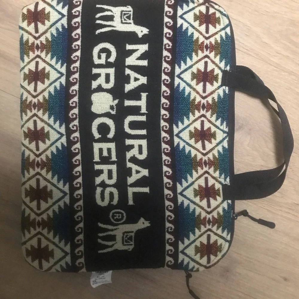 Natural Grocers Laptop Bag Equador Wool Padded.